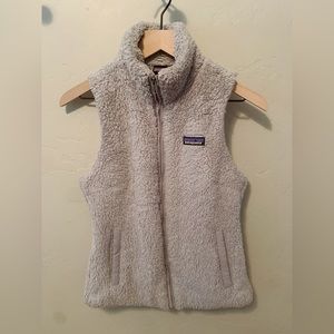 Patagonia Women’s Los Gatos Fleece Vest in Salt Grey